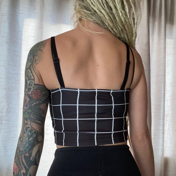 Vintage 90s inspired striped patterned tube top with straps - Picture 2 of 3